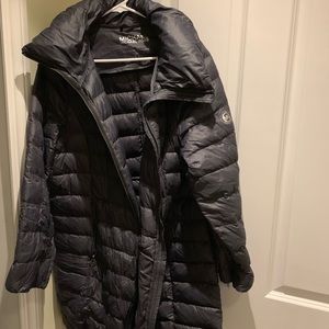 1x Micheal Kors Coat Gray